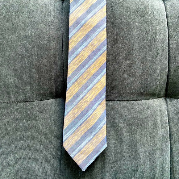 Egara tie - Picture 1 of 4